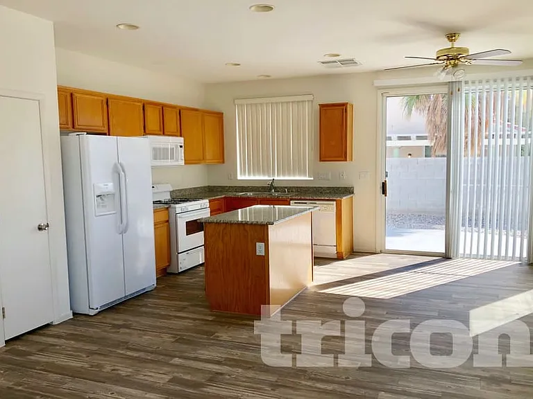 5616 Deer Run Ct — Photo 4