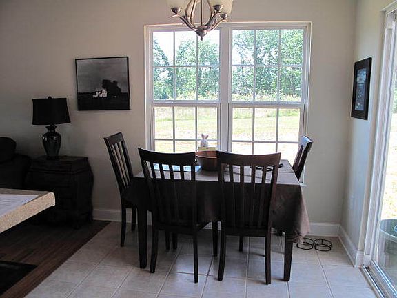 3rd image of 136 Swann Crossing Ln