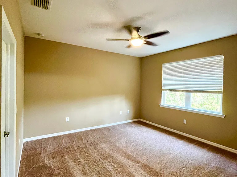 10863 Alvara Point Dr — Photo 7