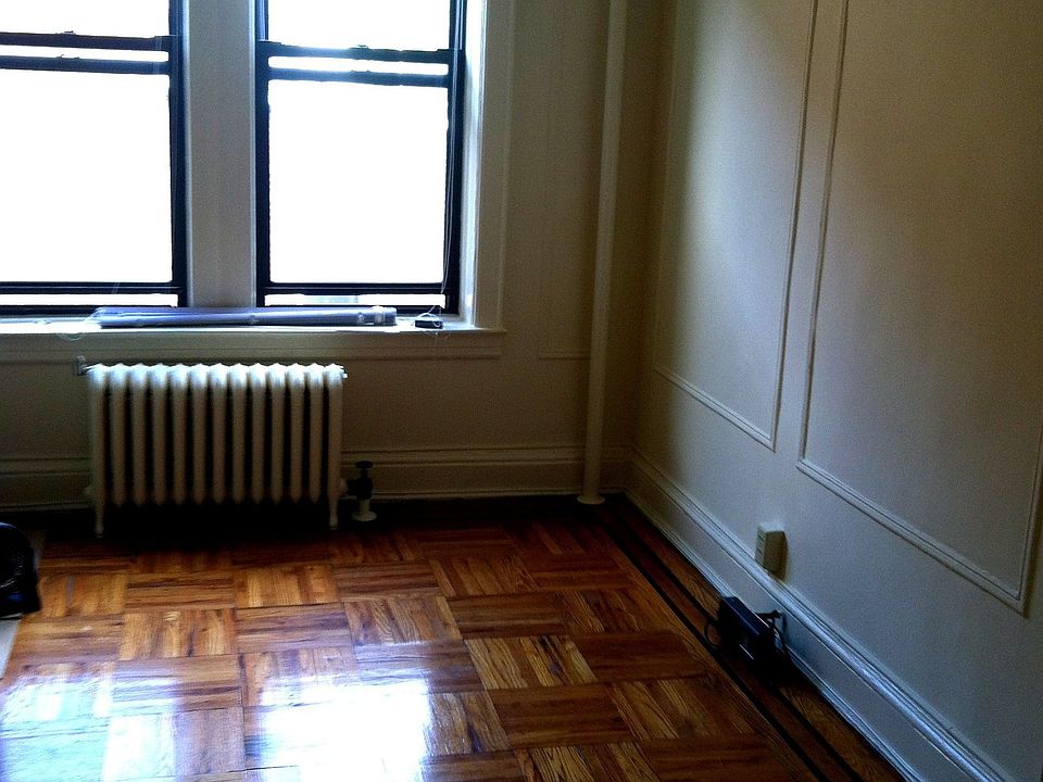 1st image of 8650 Bay 16 St