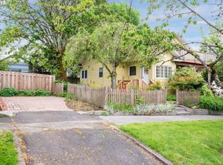 1220 Jackson St, Oregon City, OR