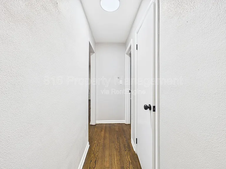 7560 Prospect Ave #G — Photo 9