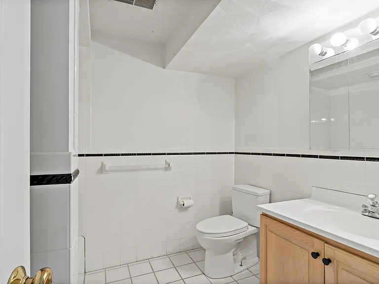 205 Kettle Pond Dr — Photo 34