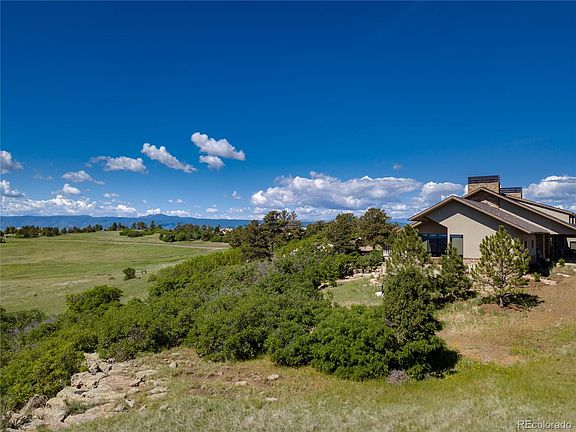 5th image of 6412 Country Club Dr