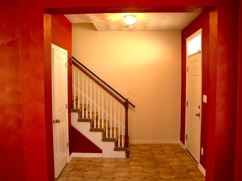 1st image of 703 Twine Ave