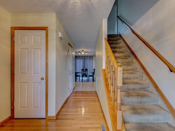 4th image of 5963 Bluffs Dr