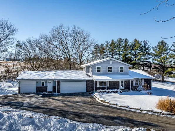 2513 Lundgren Rd, Pecatonica, IL 61063