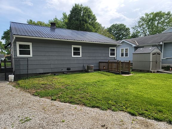 Outside Rear
Outside basement walkout