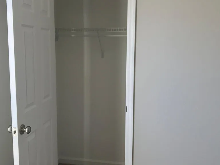 2501 Park Green Ln — Photo 6