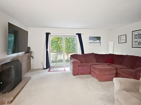 3rd image of 129 Library Lane #129