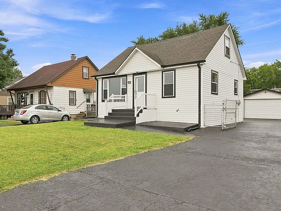 2nd image of 9524 Nashville Ave