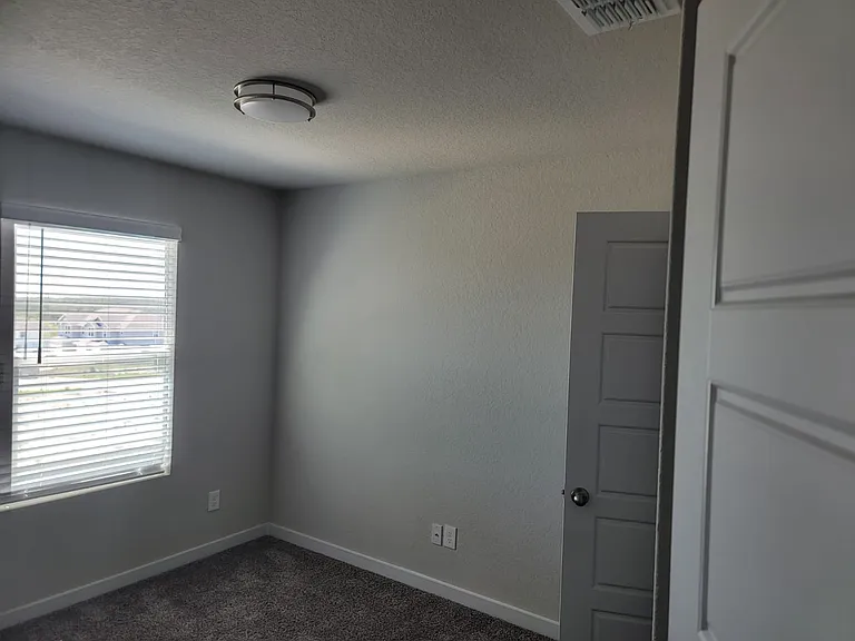 412 Abigail Aly — Photo 12