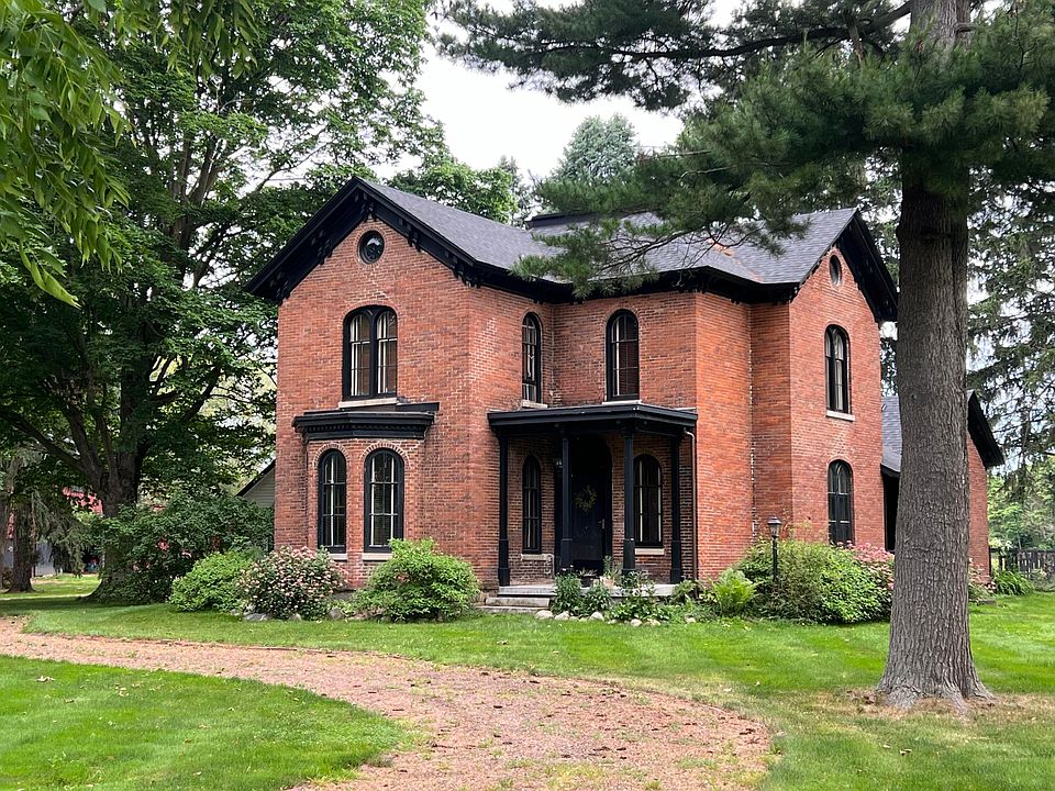 1st image of 3995 W Bertrand Rd
