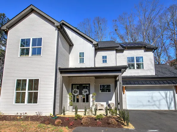 81 Summit Ridge Cir SE, Cartersville, GA 30120