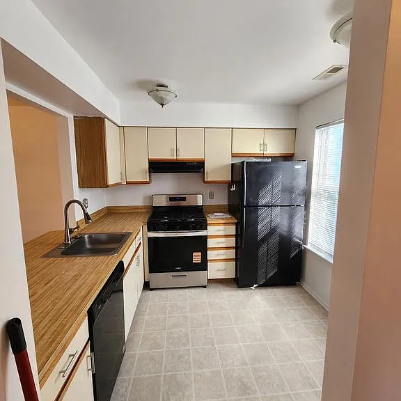 1408B Ralston Dr #B — Photo 3