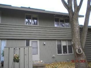 192 Windsor Ct, New Brighton, MN 55112