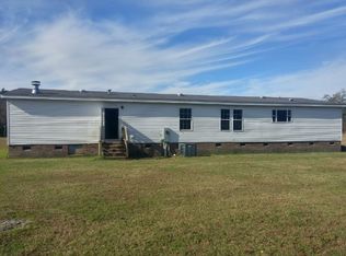 Boxwood Dr, Orrum, NC 28369