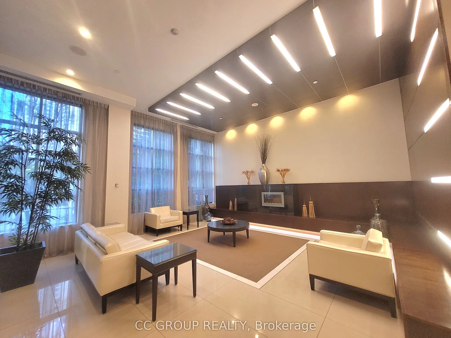 500 Doris Ave — Photo 3