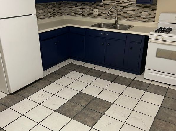 8200 W Bender Ave APT 4