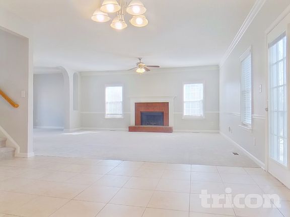 3rd image of 4047 Heritage Crossing Point SW