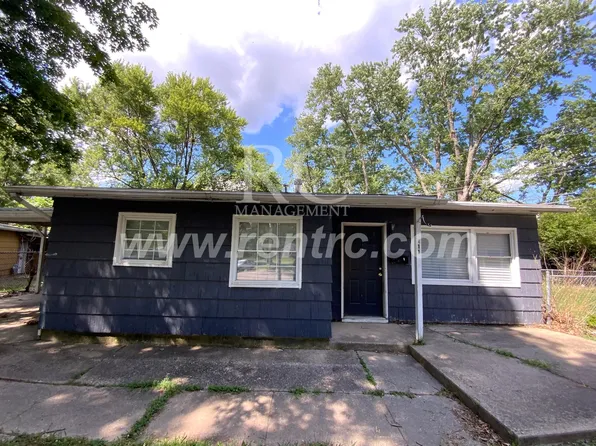 411 N Beard St, Danville, IL 61832