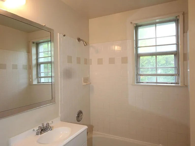 2832 S Wakefield St #C — Photo 13