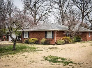 2628 Linwood Dr, Vincennes, IN 47591