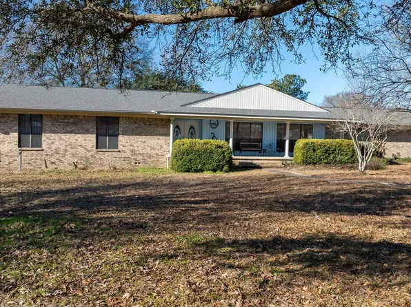 1178 Us Highway 259 S, De Kalb, TX 75559