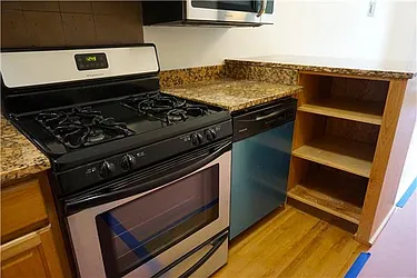 Rented by R New York