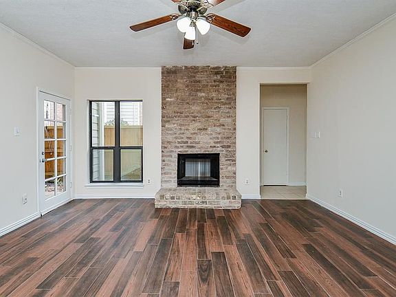 3rd image of 2001 Bering Dr APT 7C