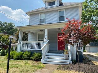 513 S Pine St, Champaign, IL 61820