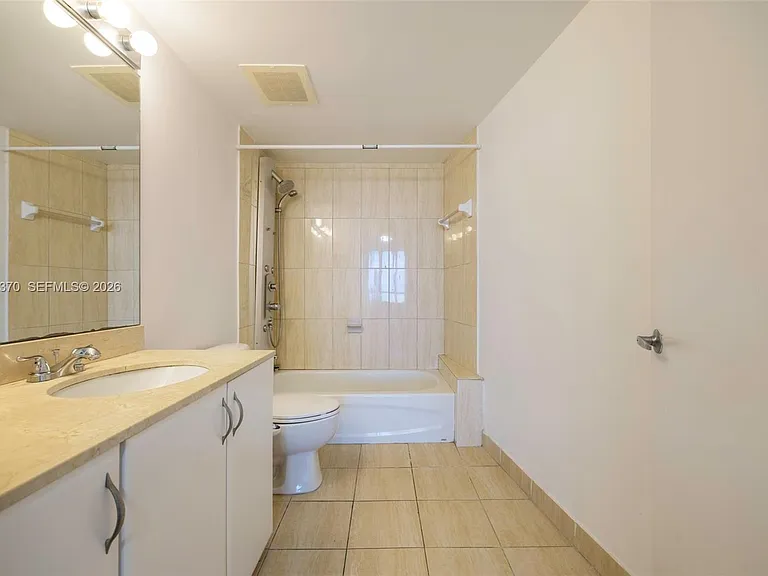 1750 N Bayshore Dr #3801 — Photo 19