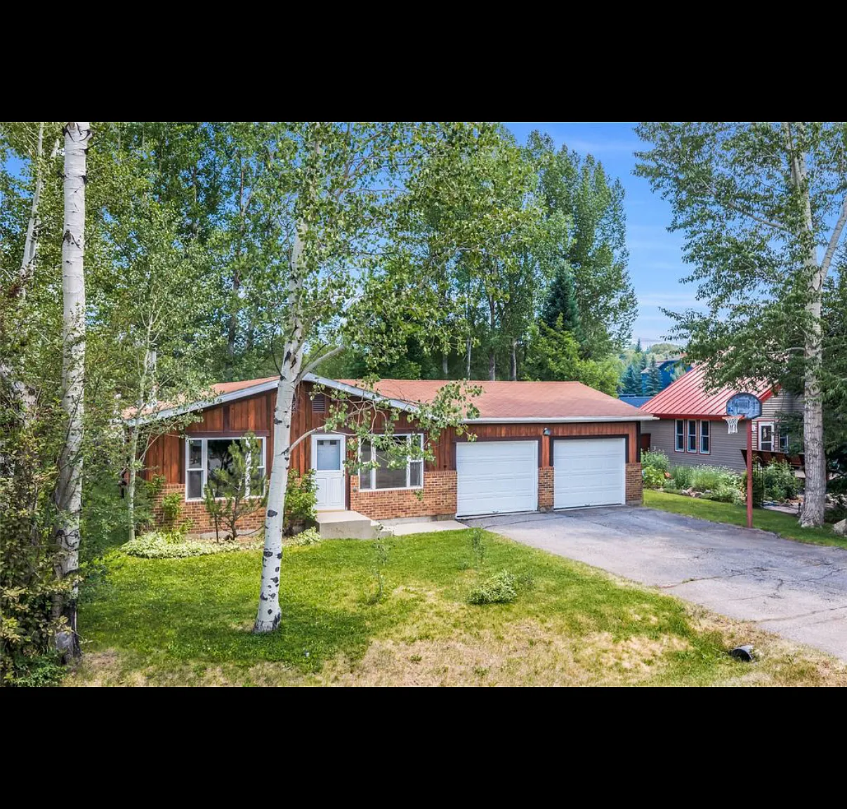 3 bed, 1150 sqft, $4,000 — Photo 1