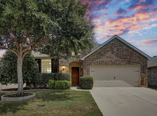9332 Liberty Crossing Dr, Fort Worth, TX 76131
