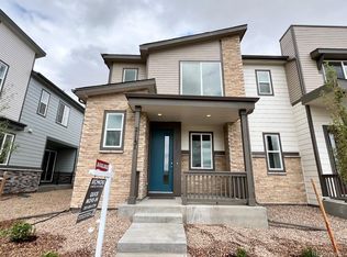 21131 E 67th Ave, Aurora, CO 80019