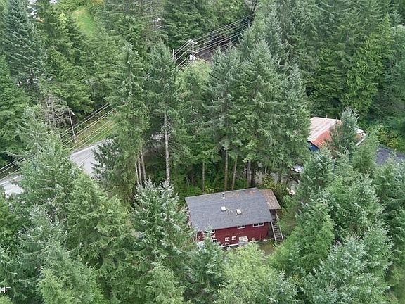 5th image of 15 Wood Rd