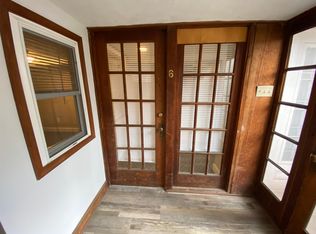 2102 Market St APT 6, Camp Hill, PA 17011