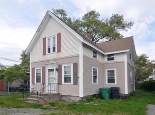 1159 Post Rd, Warwick, RI 02888