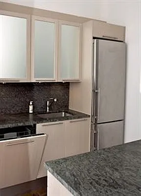 Rented by Douglas Elliman | media 29