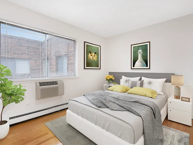 450 W. Melrose — Photo 11
