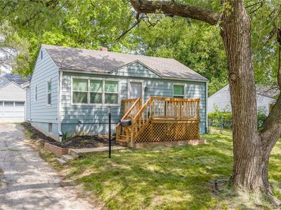 2315 S Hall Rd, Independence, MO, 64052