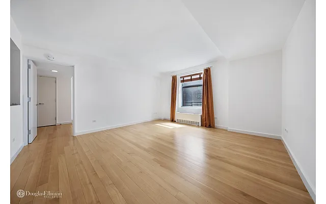 Rented by Douglas Elliman | media 24