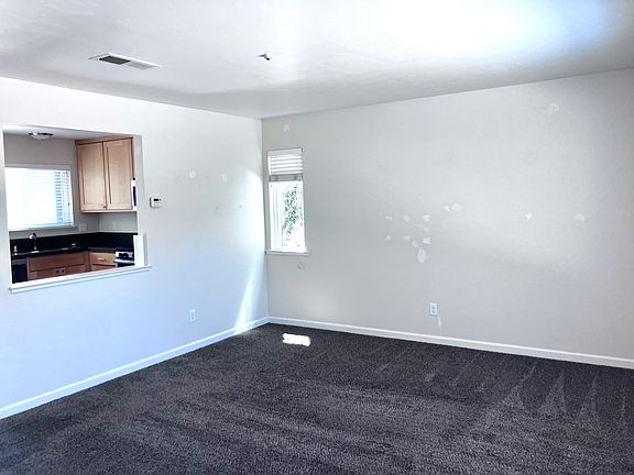 4th image of 109 Sherman St #A