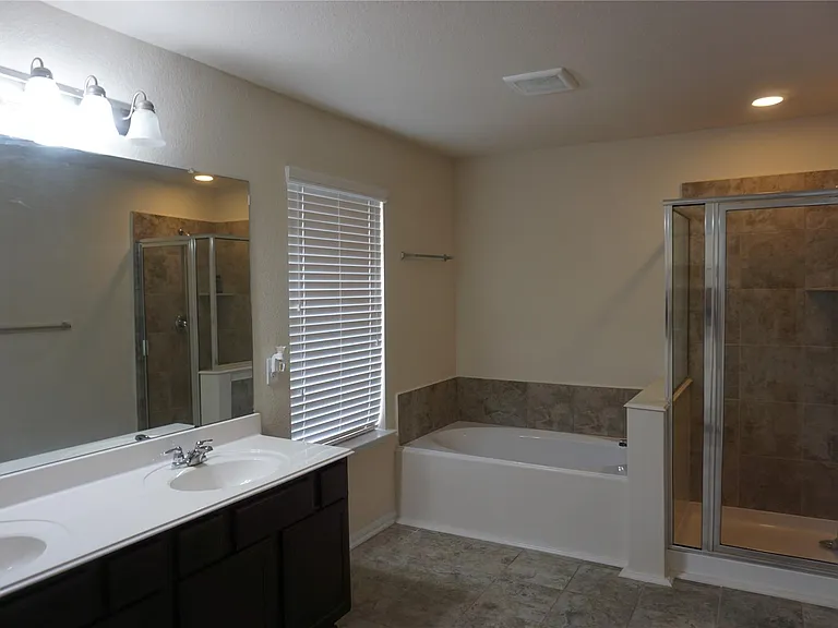 10615 Chestnut St — Photo 9
