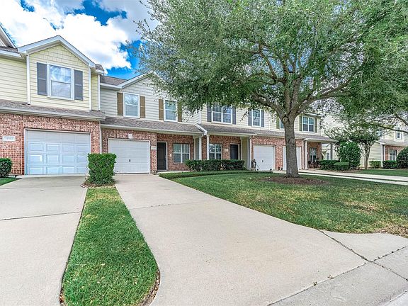 2nd image of 14558 Durham Chase Ln