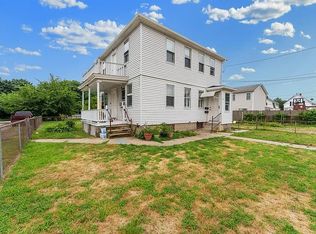 24 Milford St FLOOR 2, Cranston, RI 02910