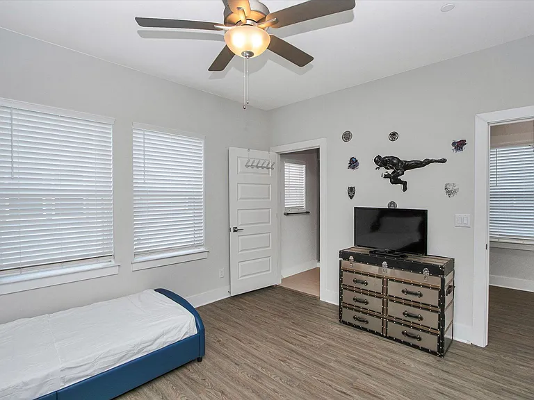 302 Tendick St #1103 — Photo 16