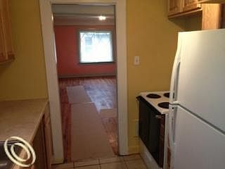 3rd image of 3315 Lexington Dr