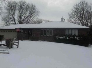 3921 E Obrien Rd, Oak Creek, WI 53154