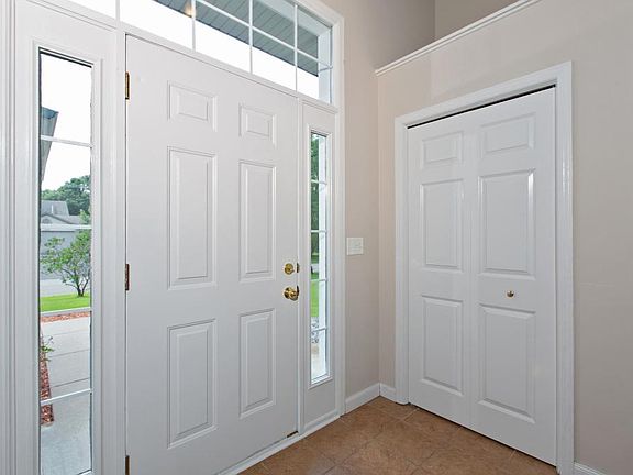 3rd image of 2015 135th Ln NE